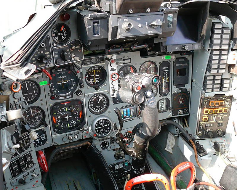Illustration for article titled This Combat Jet Joystick Is a Lot of Stick and Not Much Joy